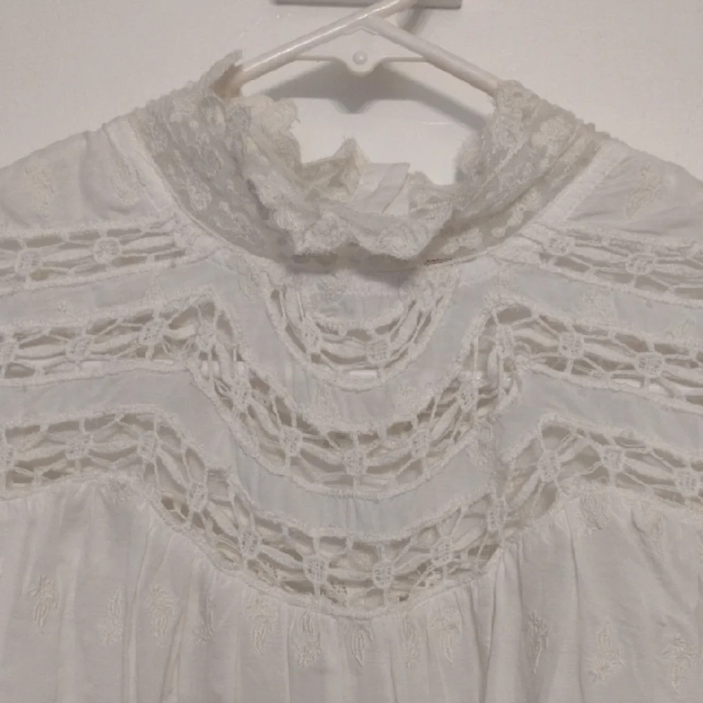 Free People Vintage Elegant White Lace Blouse Size XS - Picture 4 of 12